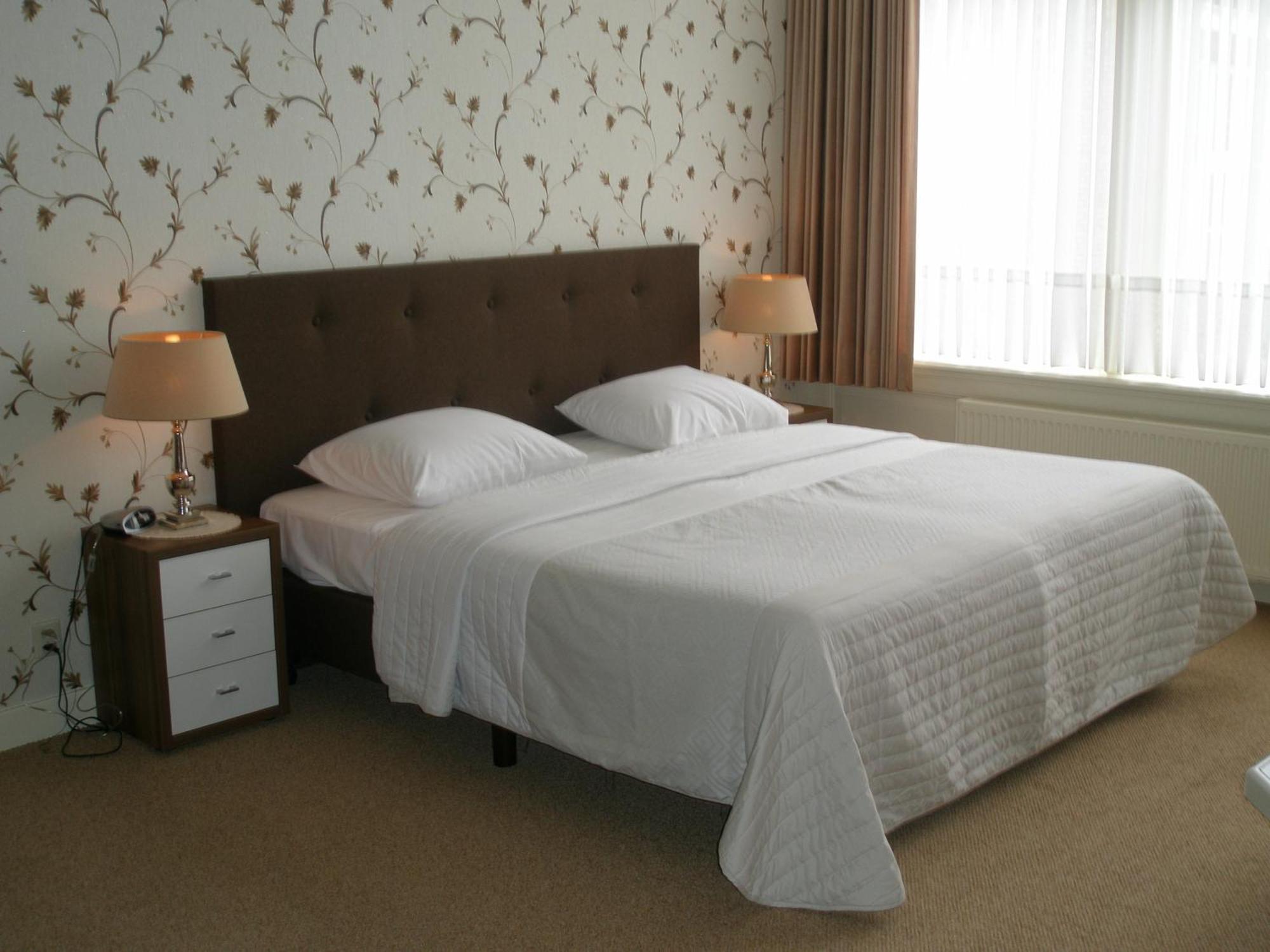 Hotel Excelsior 3*