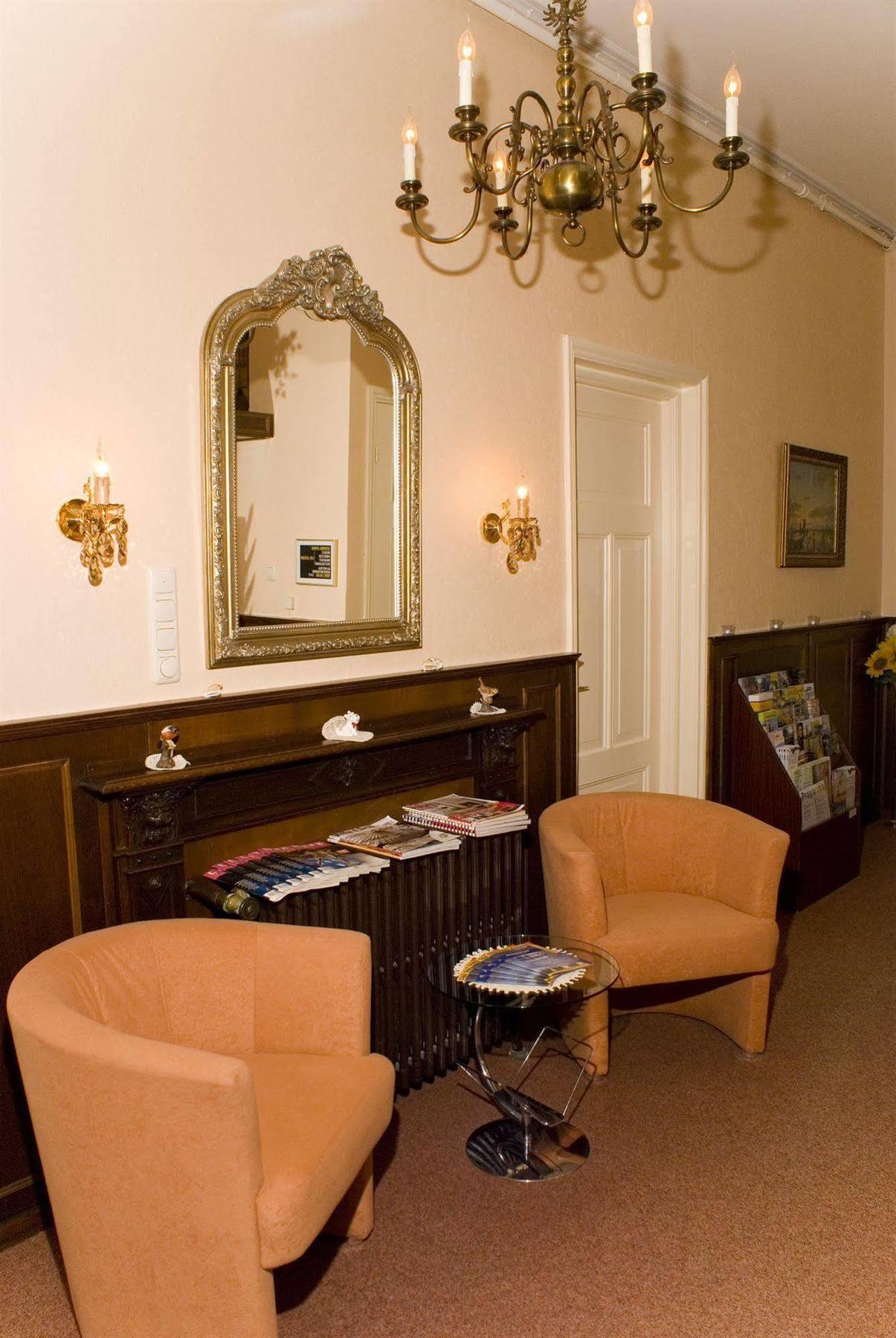 Excelsior Hotel 3*
